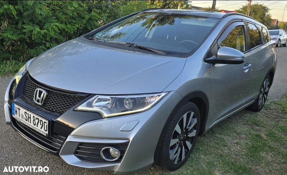 Honda Civic 1.8 i-VTEC MT Executive (Navi) - 1