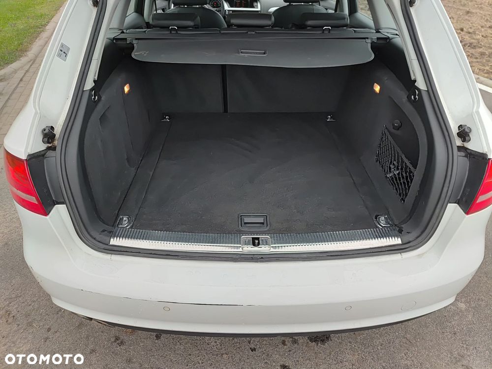 Audi A4 Avant 2.0 TDI - 9