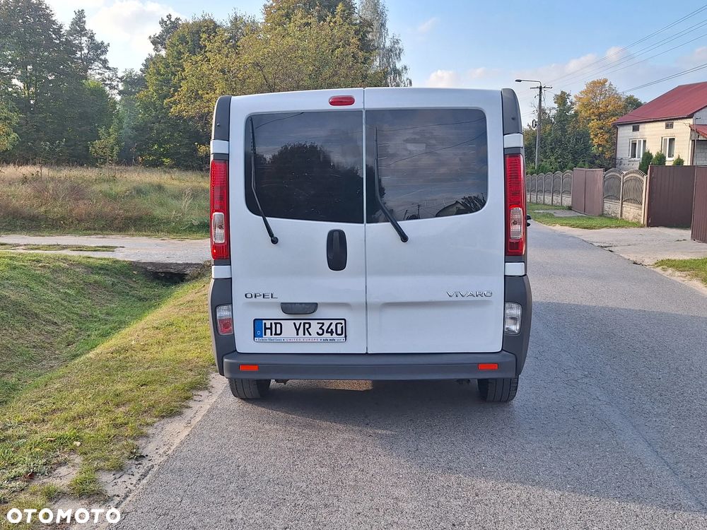 Opel Vivaro - 18