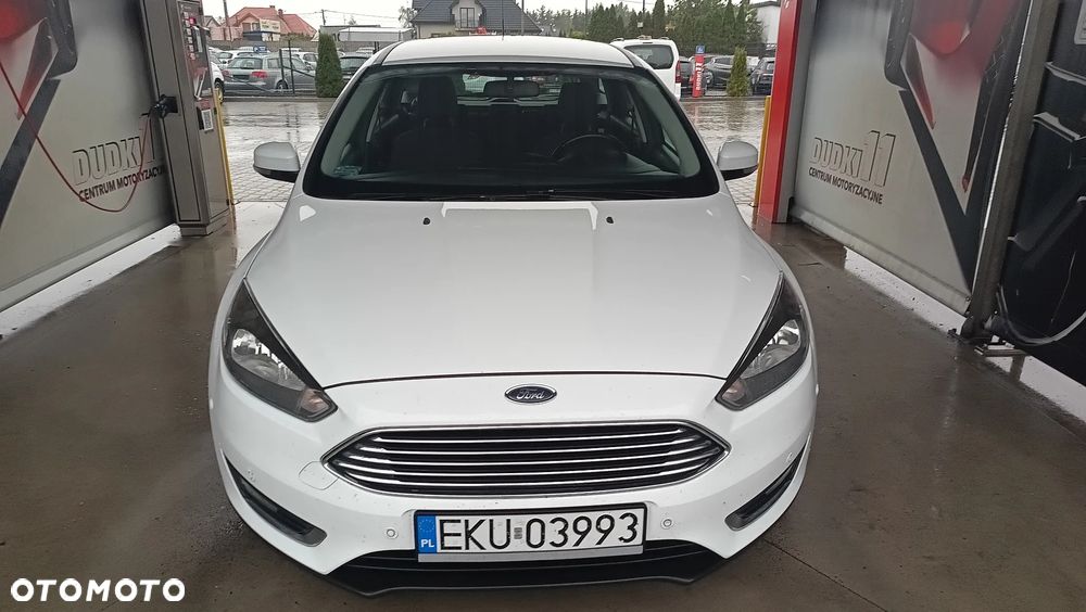 Ford Focus 2.0 TDCi Titanium ASS - 3