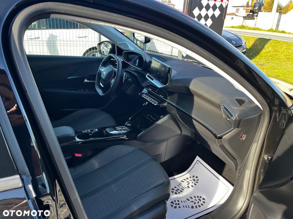 Peugeot 208 PureTech 100 EAT8 Active - 22