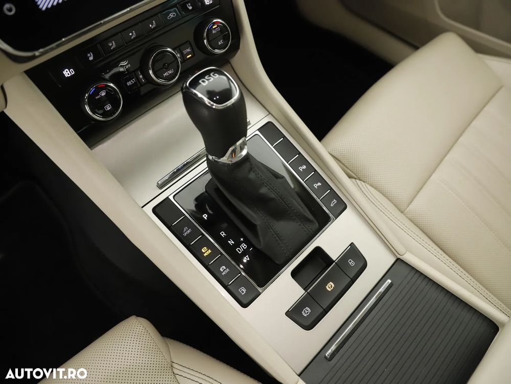 Skoda Superb 1.4 TSI DSG Style - 13