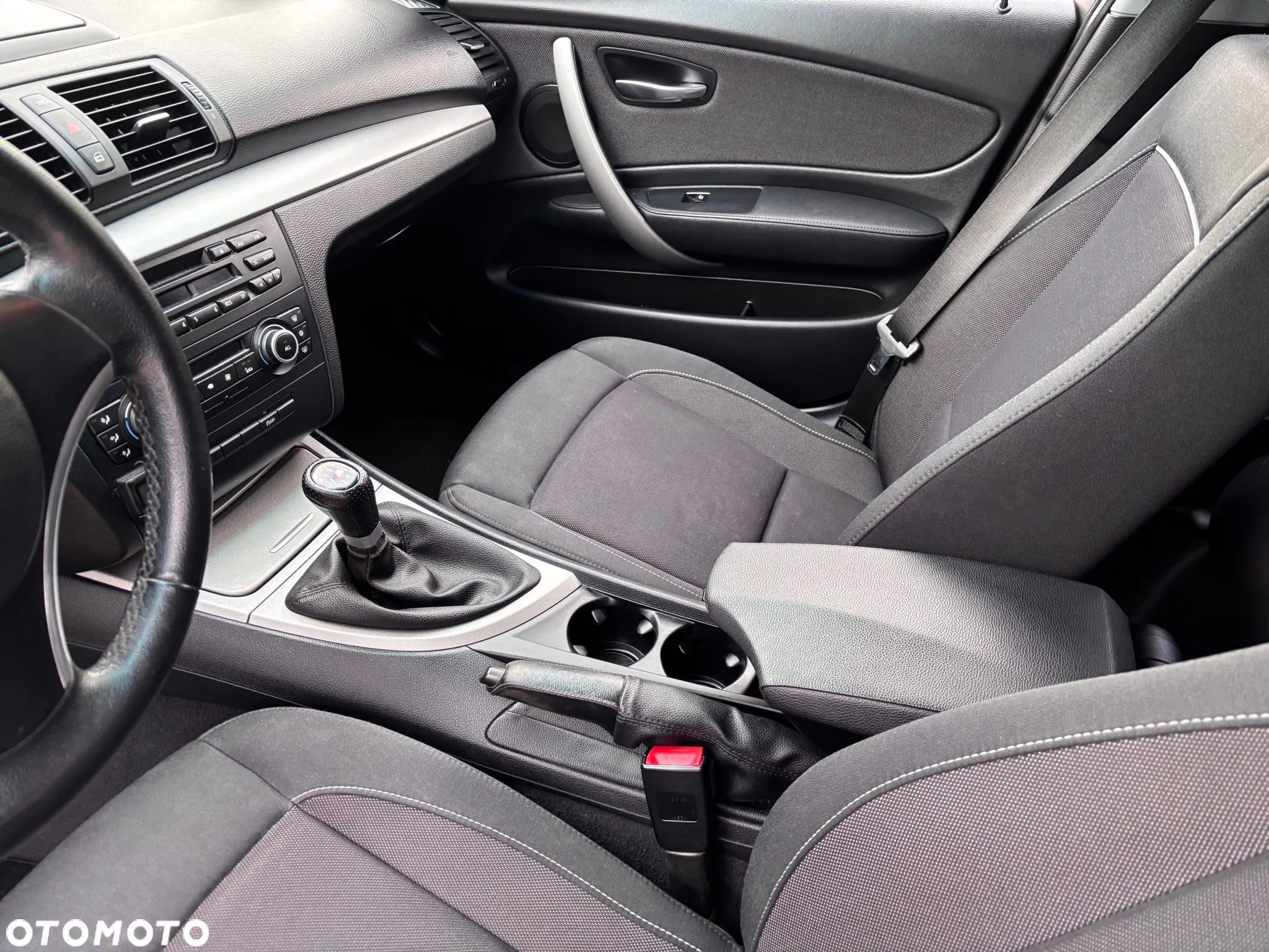 BMW Seria 1 118d - 12