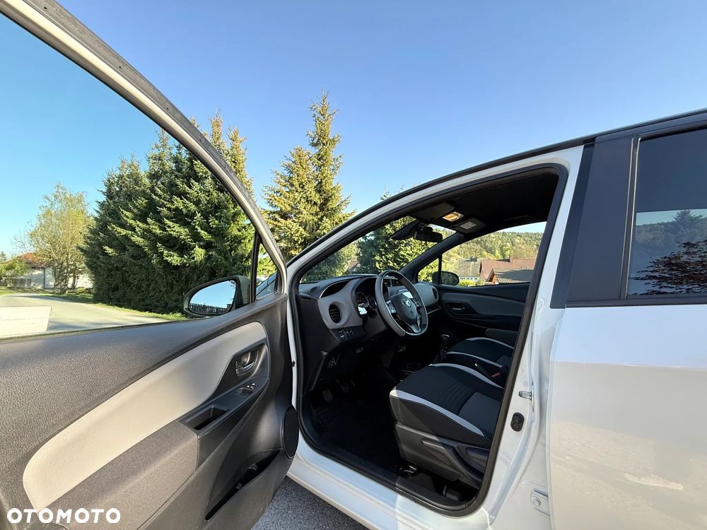 Toyota Yaris 1.33 Selection Vibe - 13