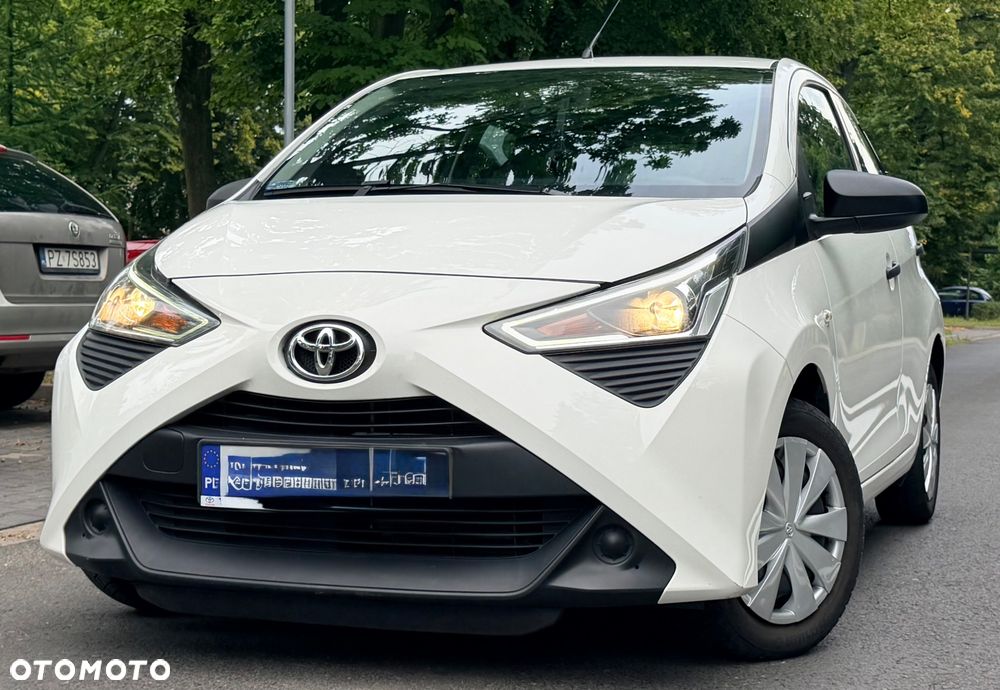 Toyota Aygo 1.0 VVT-i Color Edition - 1