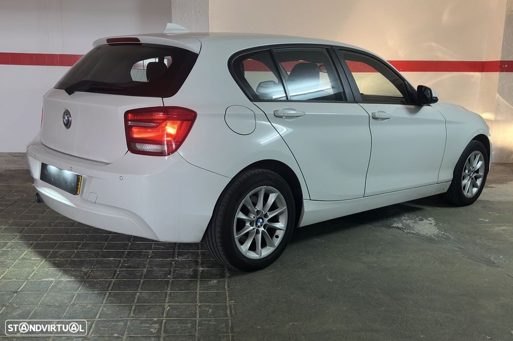 BMW 116 d EDynamics Line Sport - 2