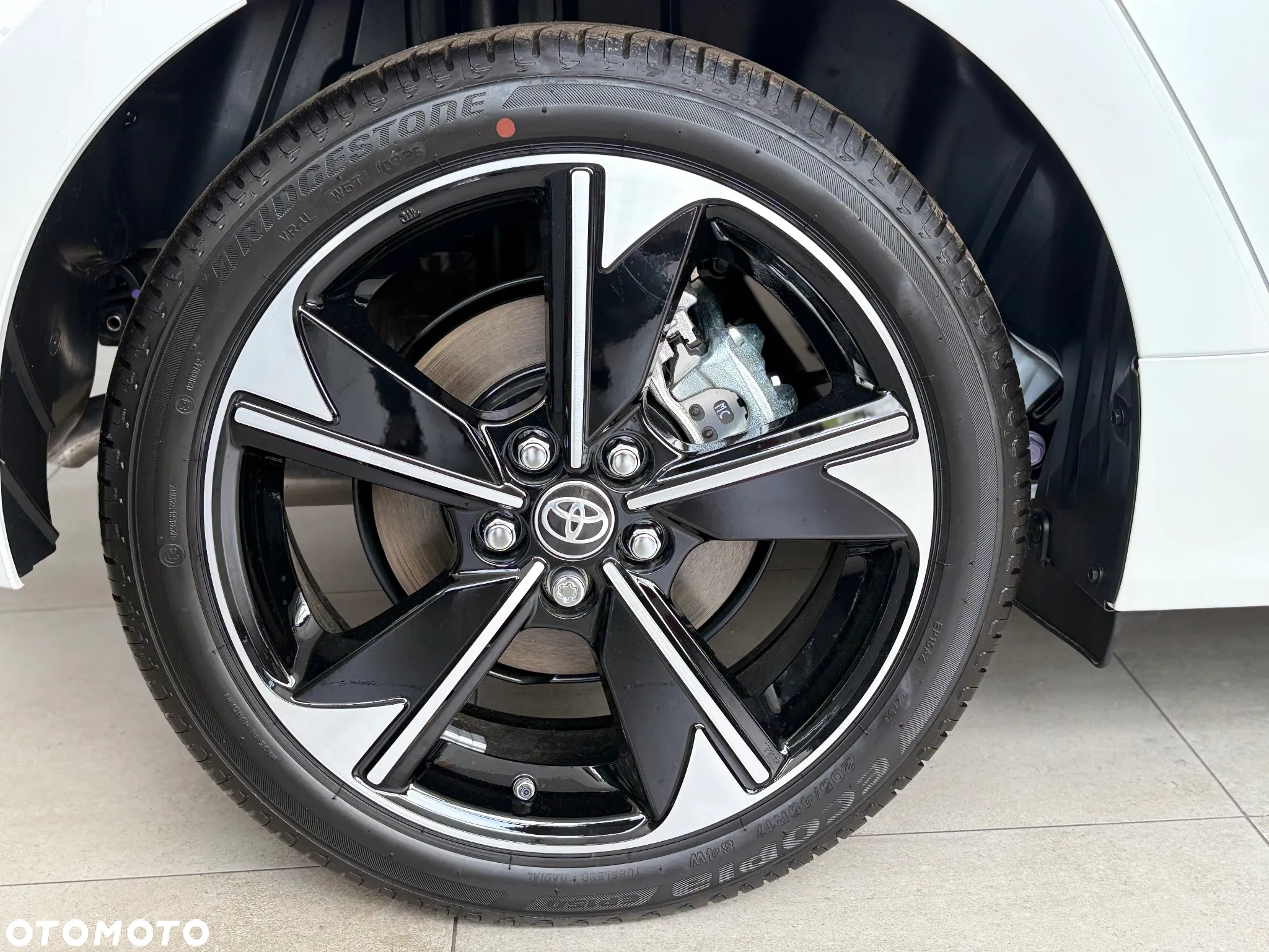 Toyota Yaris Hybrid 1.5 Executive - 12