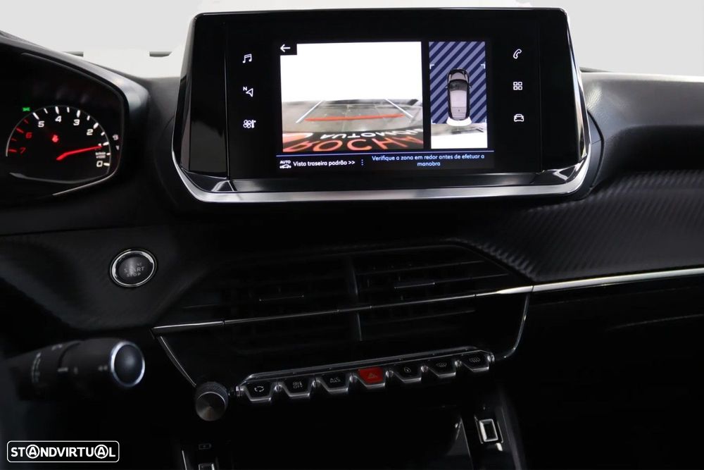 Peugeot 208 1.2 PureTech Allure — fotografia 6