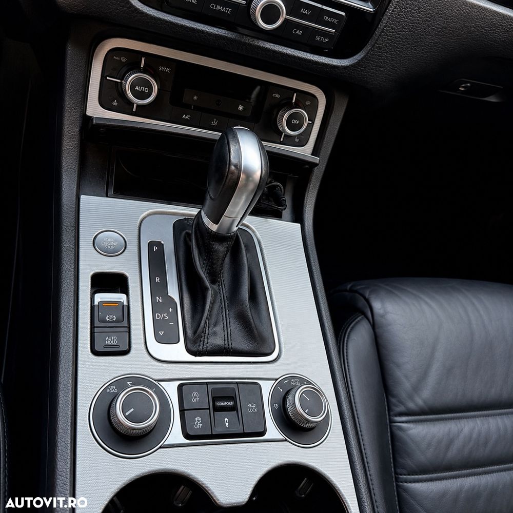 Volkswagen Touareg V6 TDI BMT Supreme Plus - 9