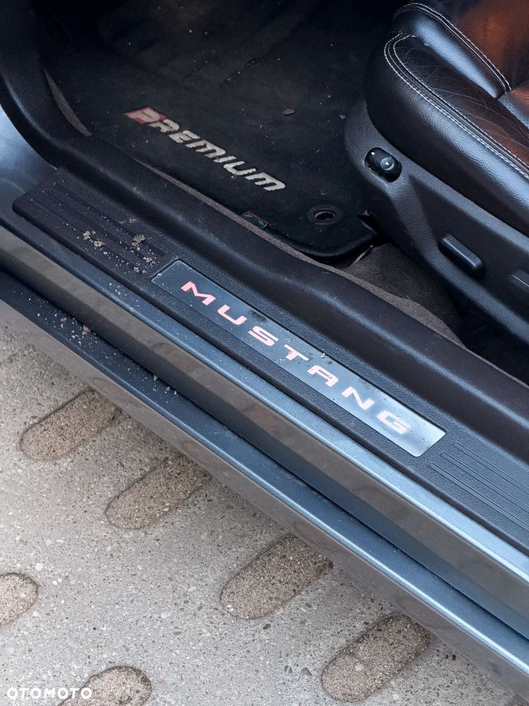 Ford Mustang 3.7 V6 Premium - 20
