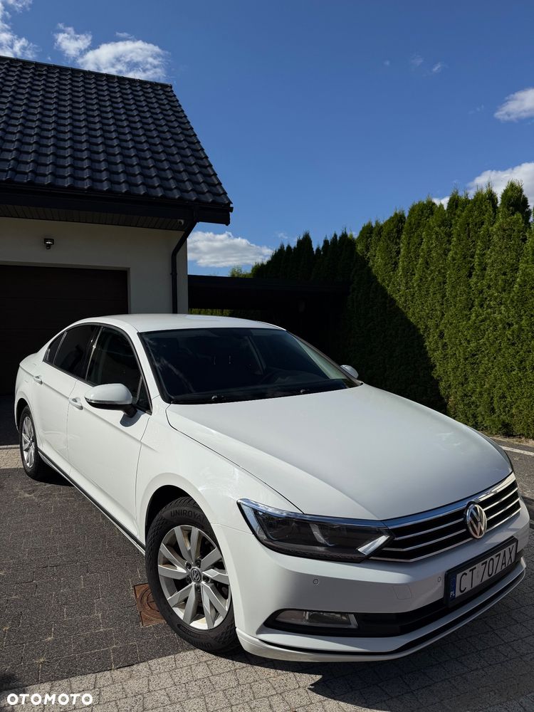 Volkswagen Passat 2.0 TDI BMT Trendline - 2
