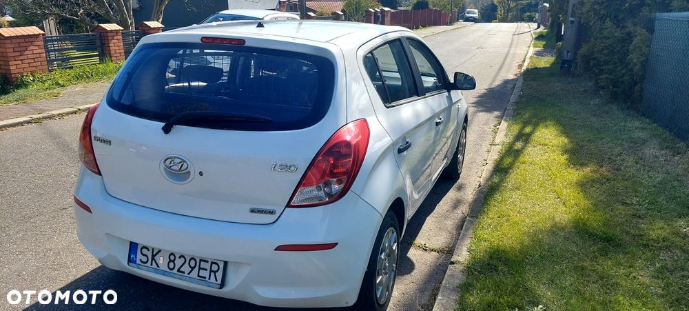 Hyundai i20 1.1 CRDi Style - 8