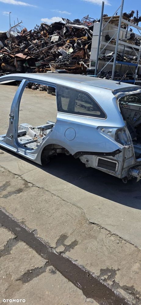 TOYOTA AURIS II KOMB ĆWIARTKA LEWA TYŁ - 2