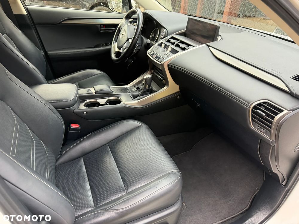 Lexus NX 300h Elegance Optimum AWD - 9