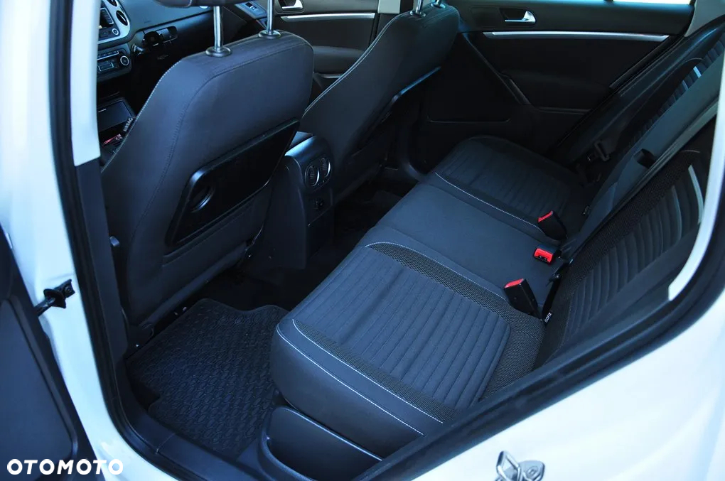 Volkswagen Tiguan 2.0 TDI DPF BlueMotion Technology Cup Sport & Style - 26