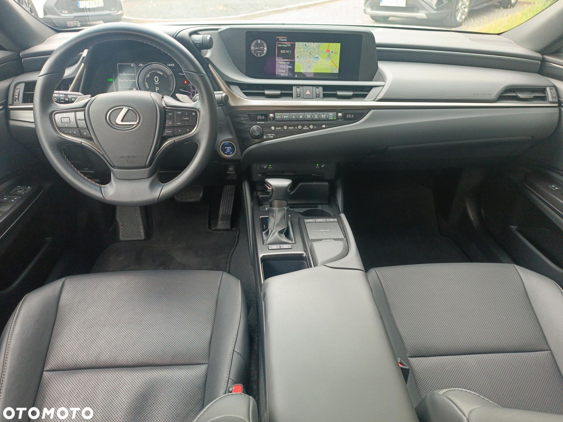 Lexus ES - 24