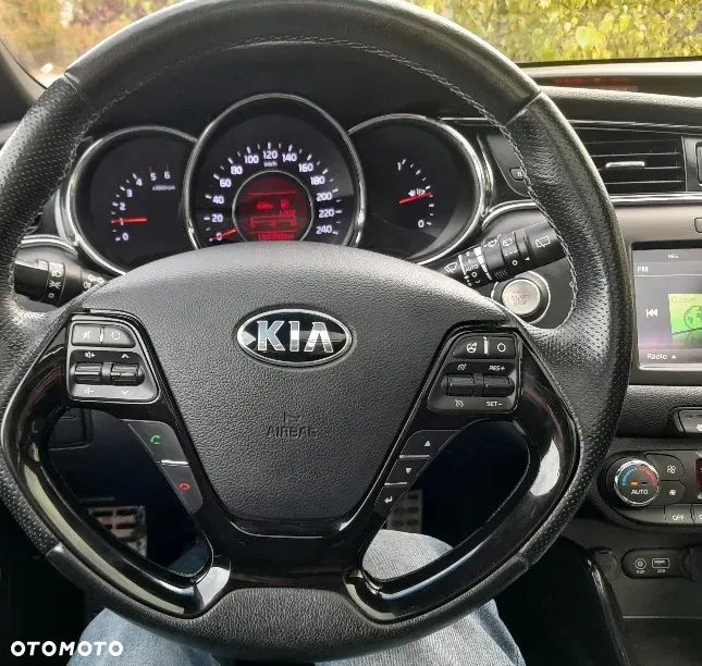 Kia Ceed 1.6 CRDi 136 ISG GT Line - 27