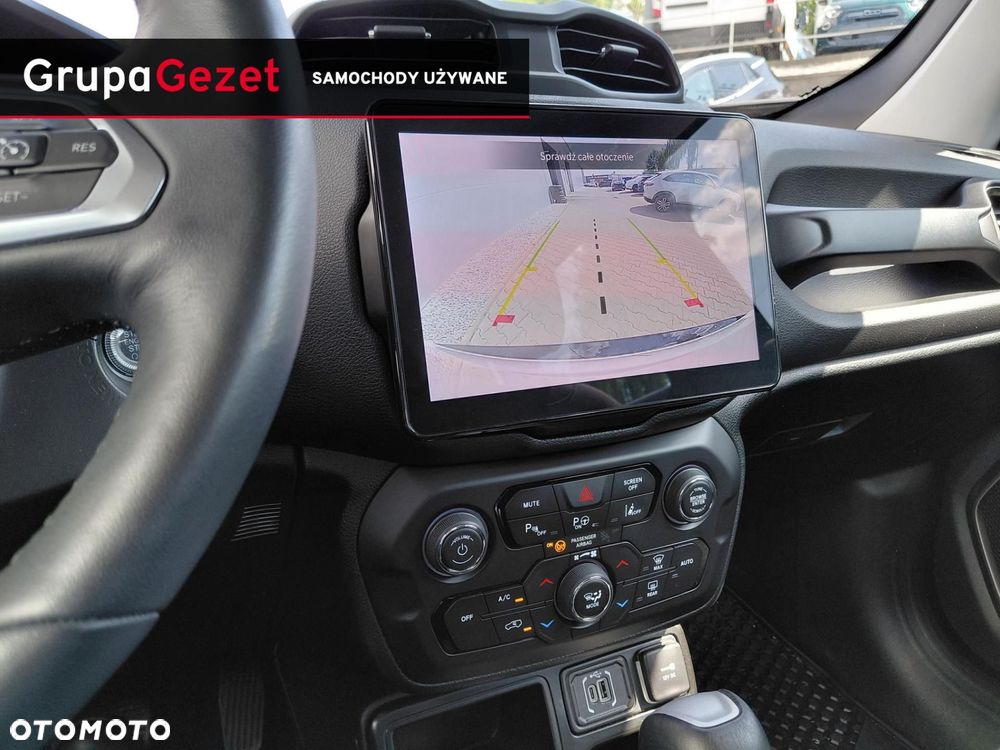 Jeep Renegade - 18