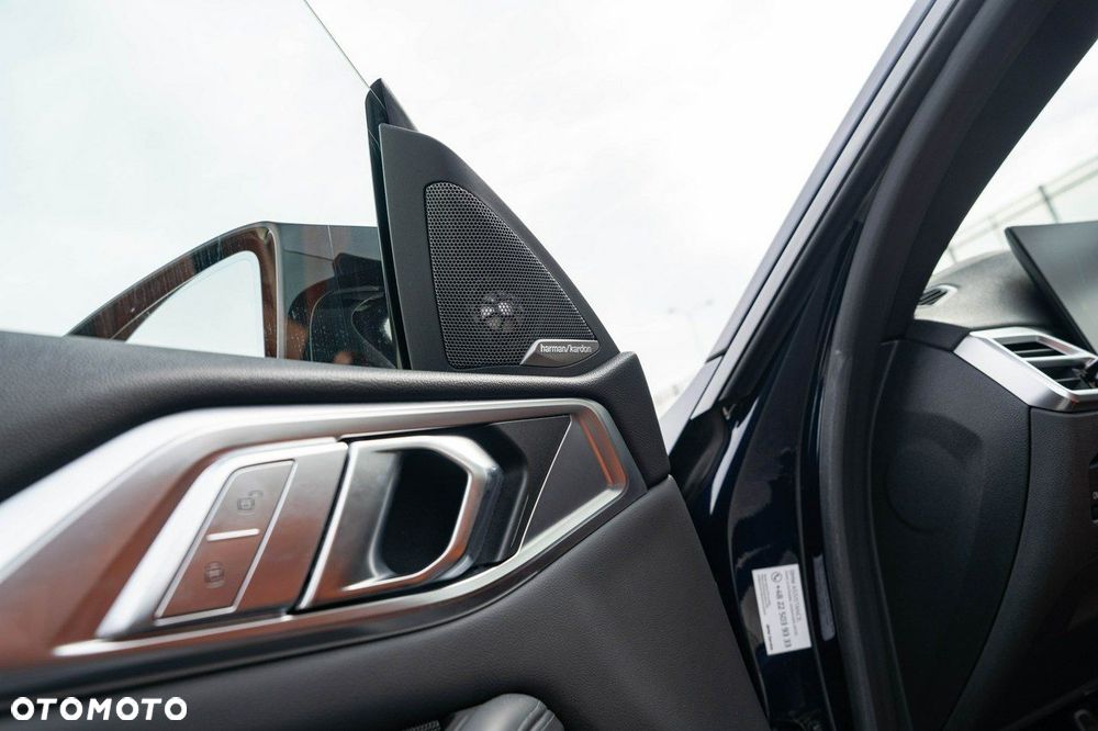 BMW M4 Competition M xDrive - 23