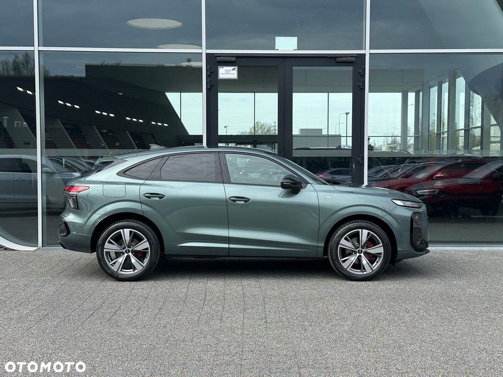 Audi Q3 Sportback - 4