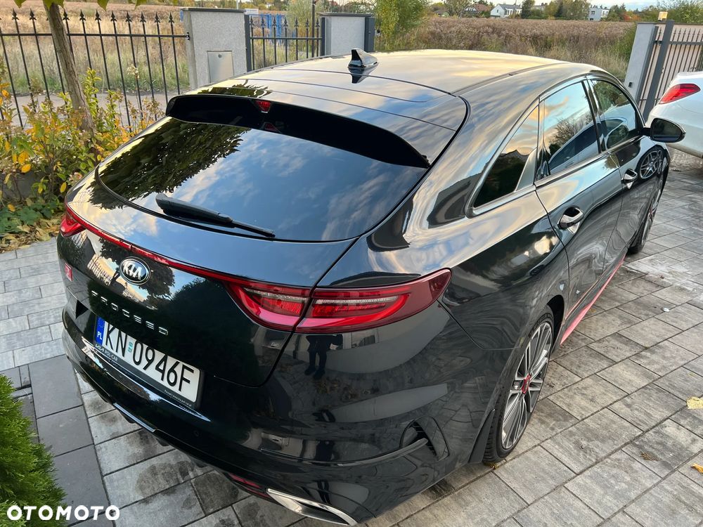 Kia ProCeed 1.6 T-GDI GT DCT - 11