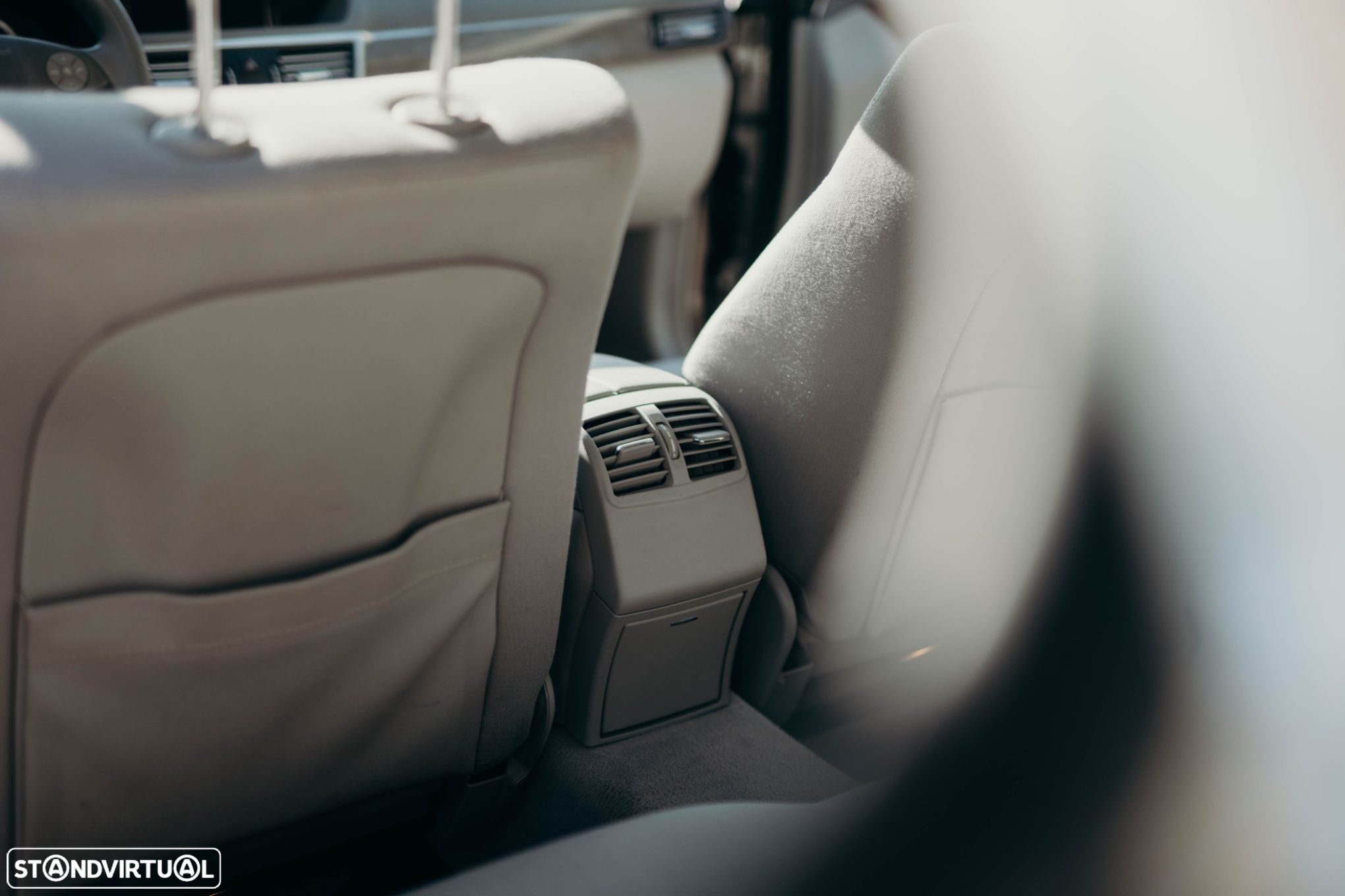 Mercedes-Benz E 250 CGi Elegance BlueEfficiency - 55