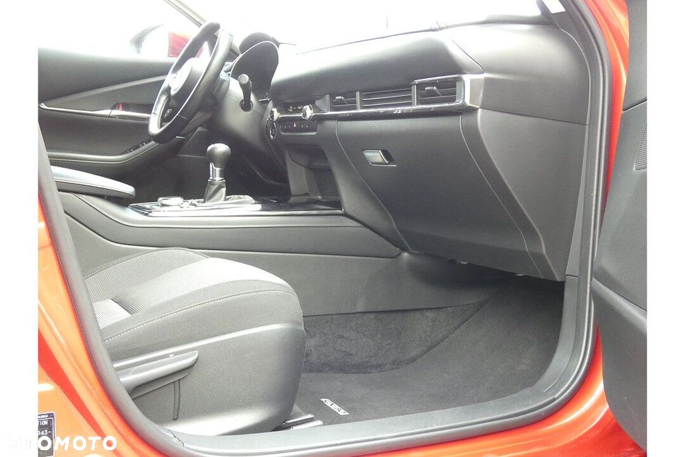 Mazda CX-30 2.0 mHEV Hikari AWD - 10