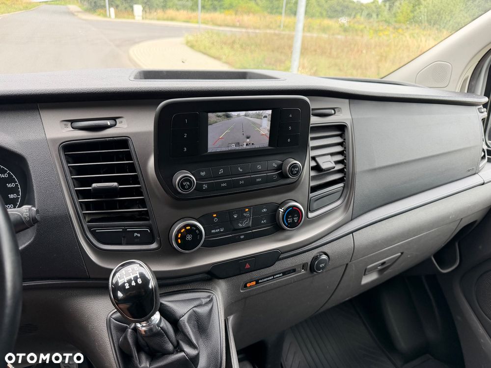 Ford Transit Custom - 12