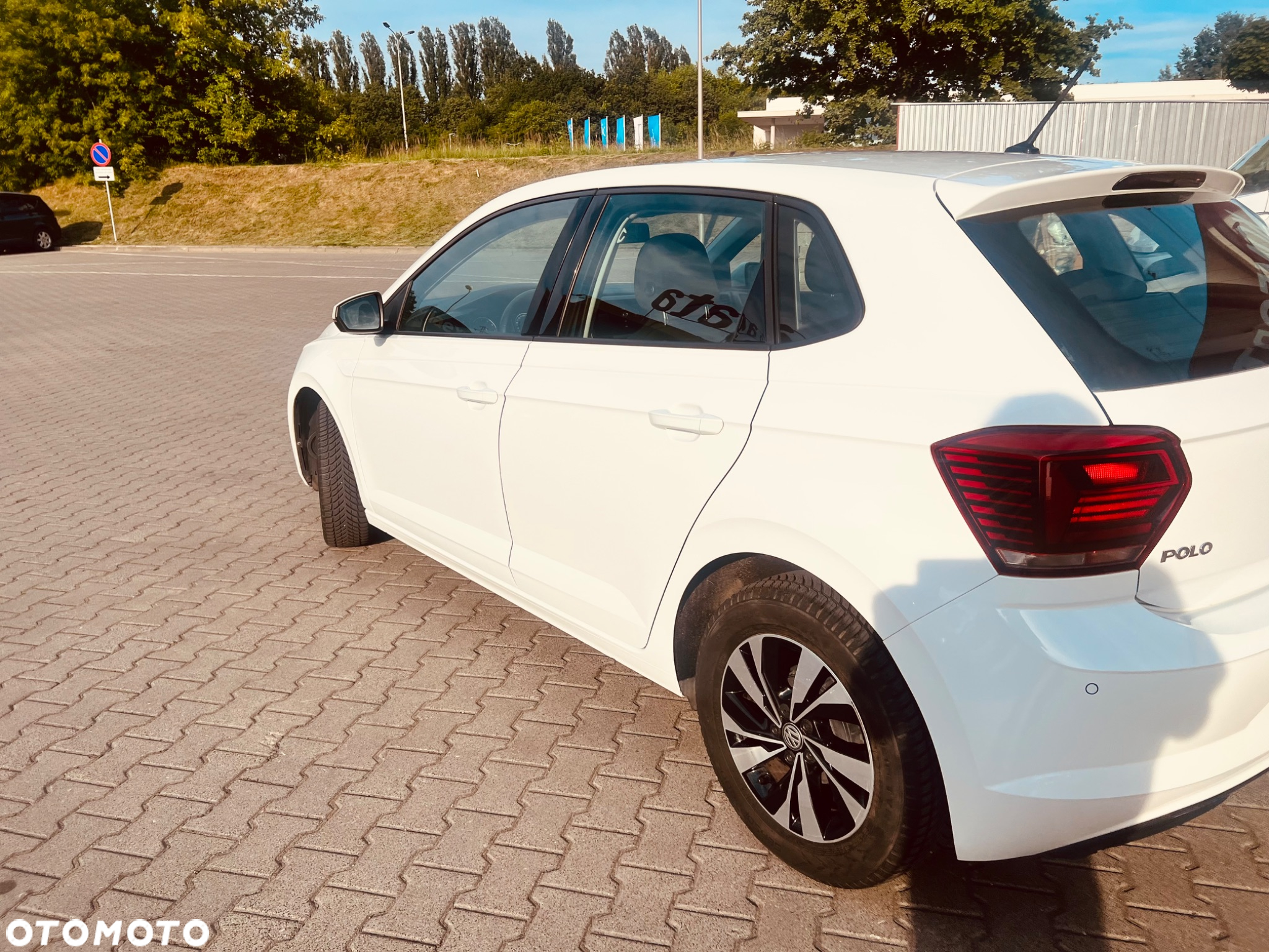 Volkswagen Polo 1.0 Trendline - 9