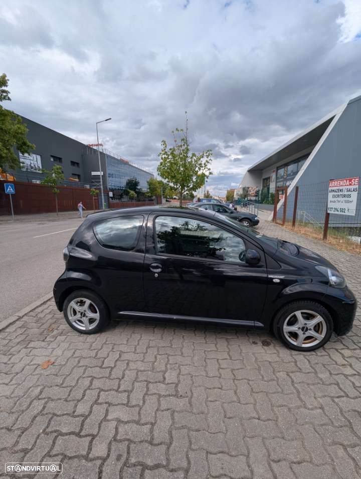 Toyota Aygo 1.0 + AC - 4