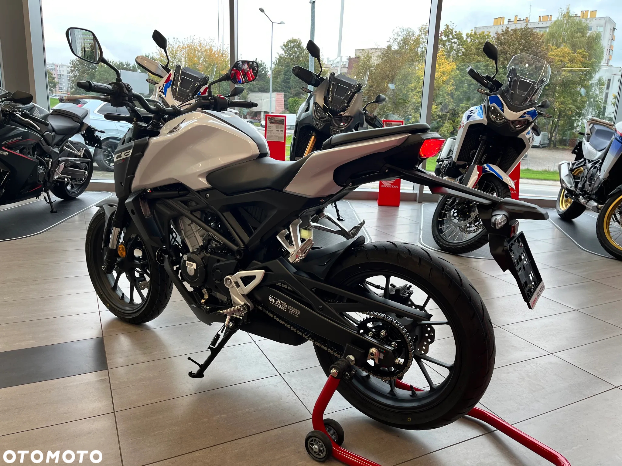 Honda CB - 4