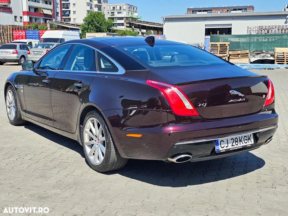 Jaguar XJ 3.0 V6 Diesel Premium Luxury - 3