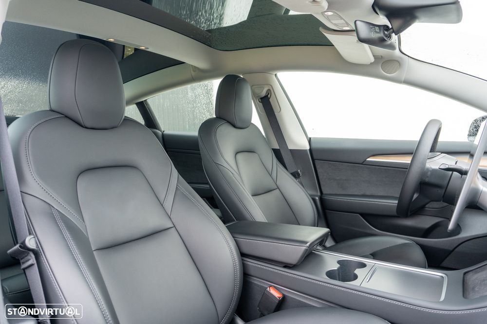 Tesla Model 3 Standard Range Plus RWD - 29