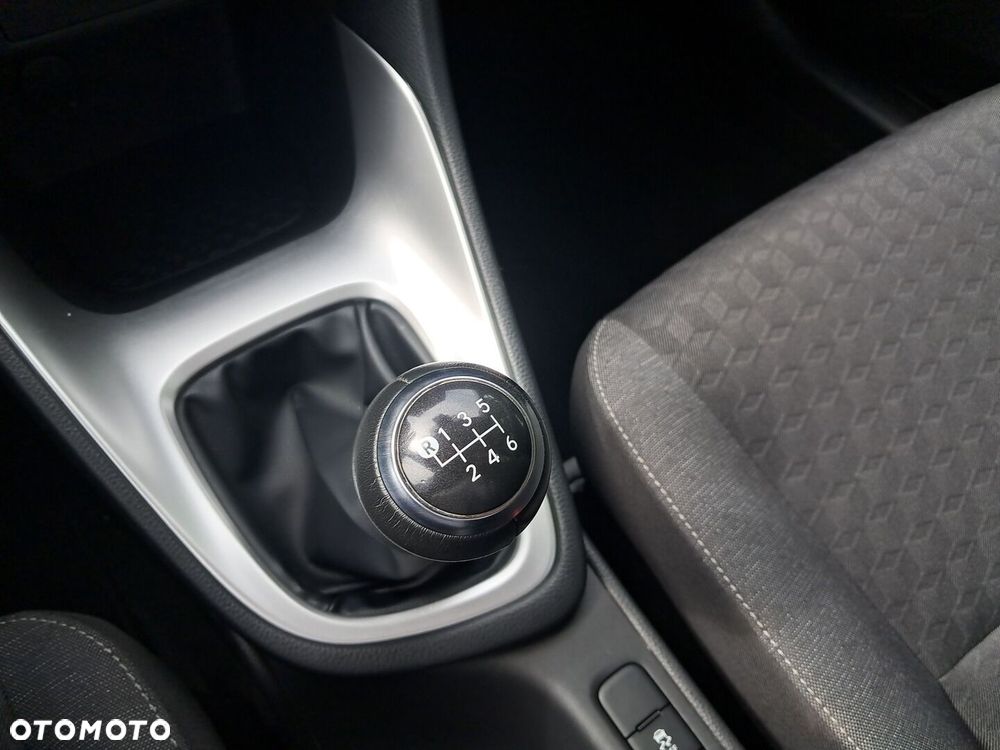 Toyota Yaris - 20