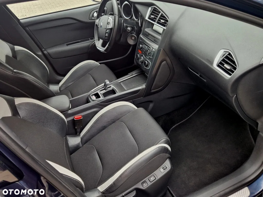 Citroën DS4 1.6 e-HDi SoChic MCP - 18