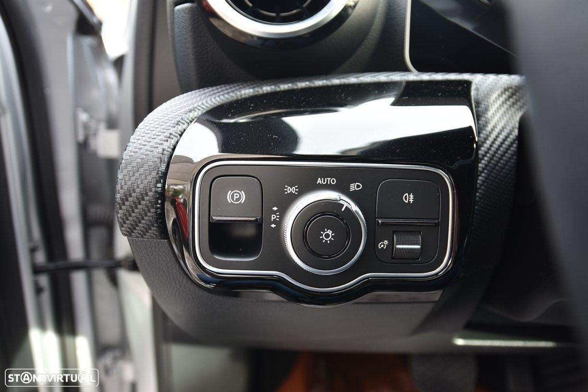 Mercedes-Benz A 180 d Style Plus Aut. - 11