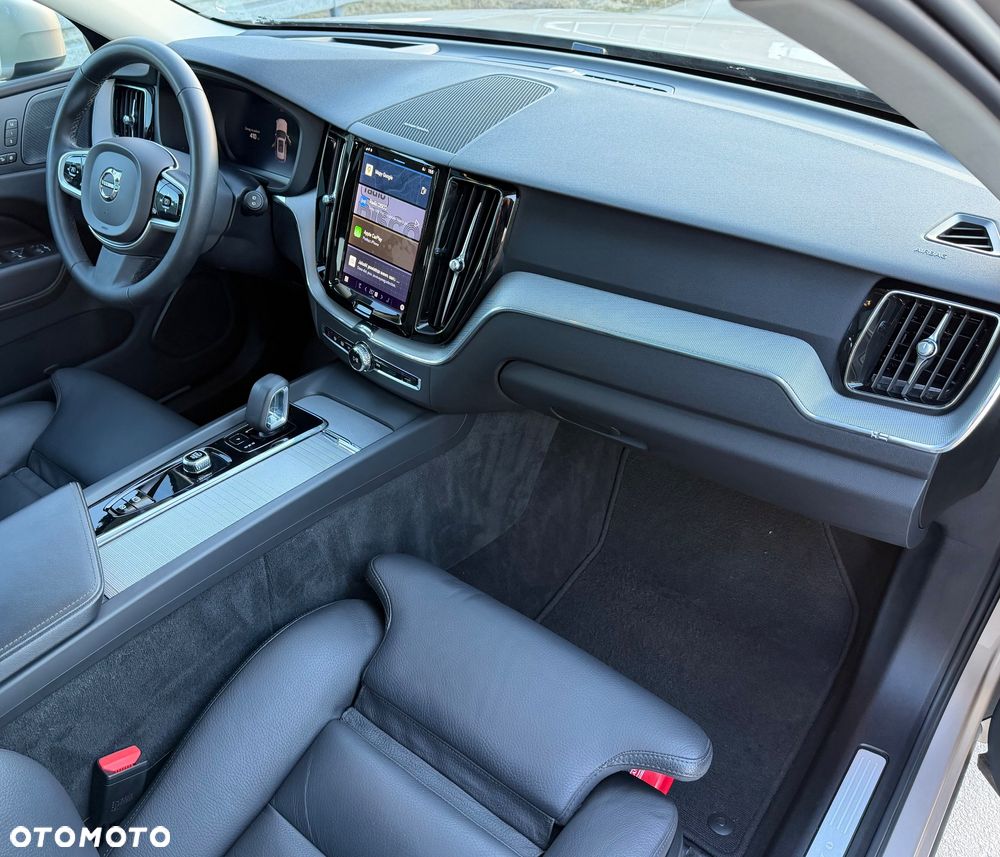 Volvo XC 60 B4 D Inscription - 8