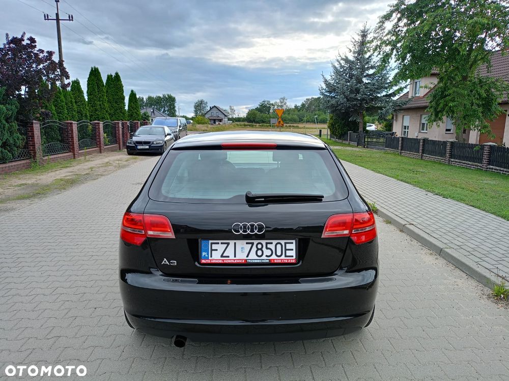 Audi A3 Sportback - 6