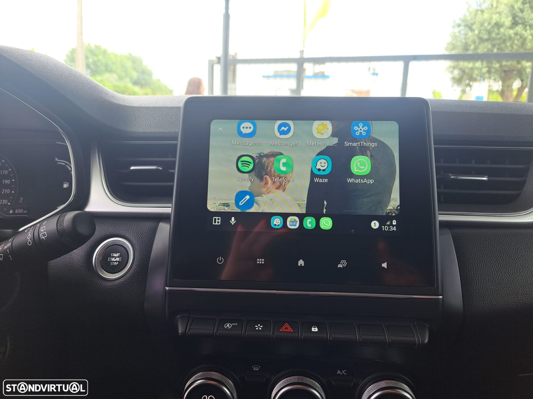 Renault Captur - 24