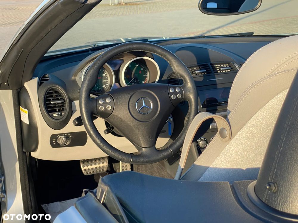 Mercedes-Benz SLK 350 7G-TRONIC - 12