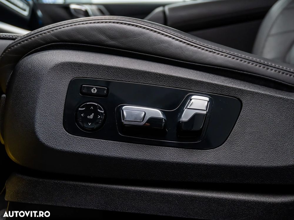 BMW X5 xDrive45e - 30