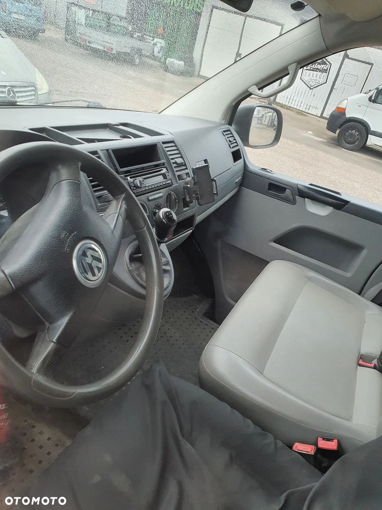 Volkswagen Transporter - 5