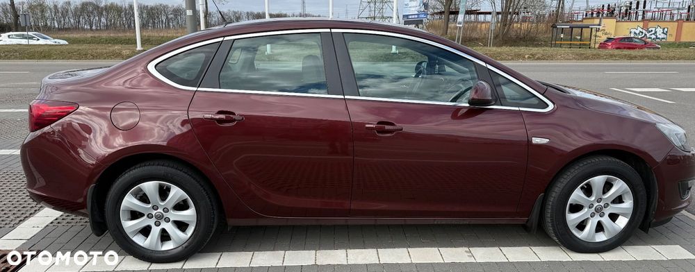 Opel Astra 1.4 T Energy EU6 - 3