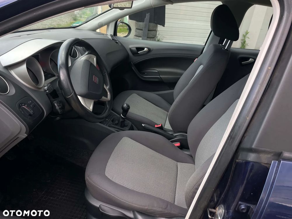 Seat Ibiza 1.4 16V Reference - 13