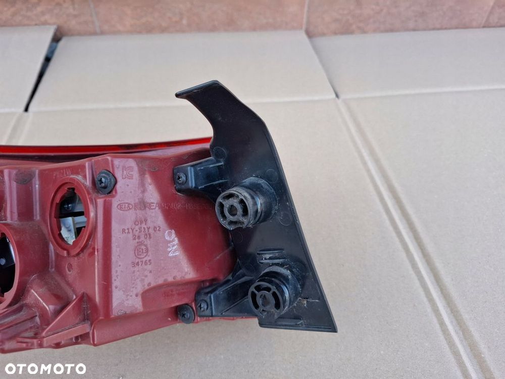 LAMPA TYŁ KIA STONIC 92402-H8 ORYGINAŁ ŁADNY STAN - 7