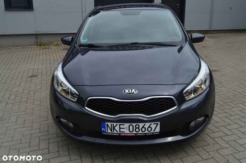 Kia Ceed 1.4 Business Line - 12