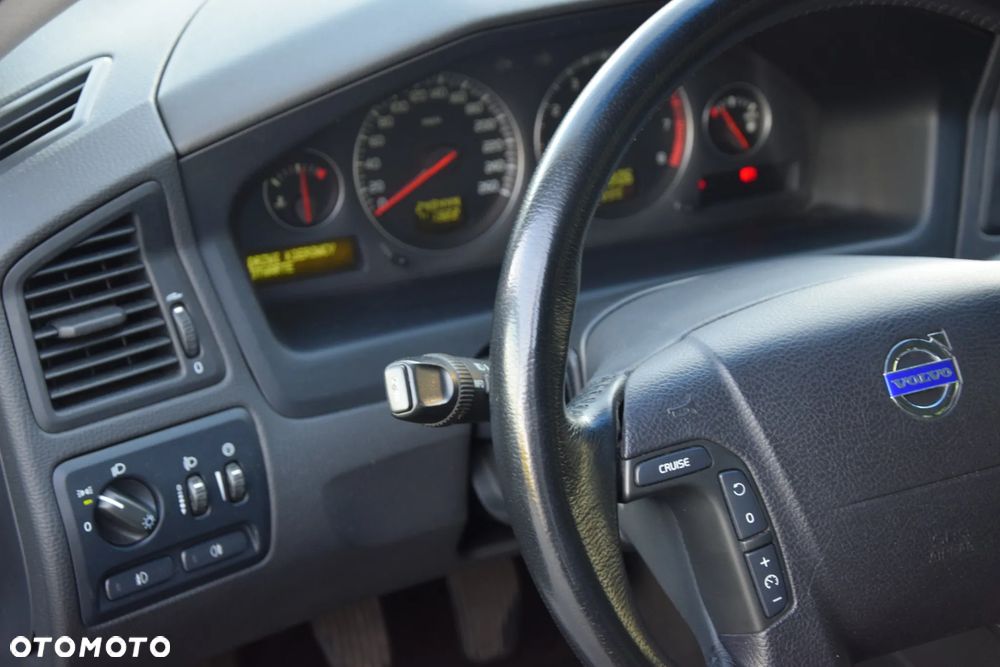 Volvo V70 2.4 Kinetic - 26