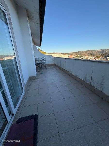 Apartamento T4 com Vistas Espetaculares para Lamego - Grande imagem: 4/11
