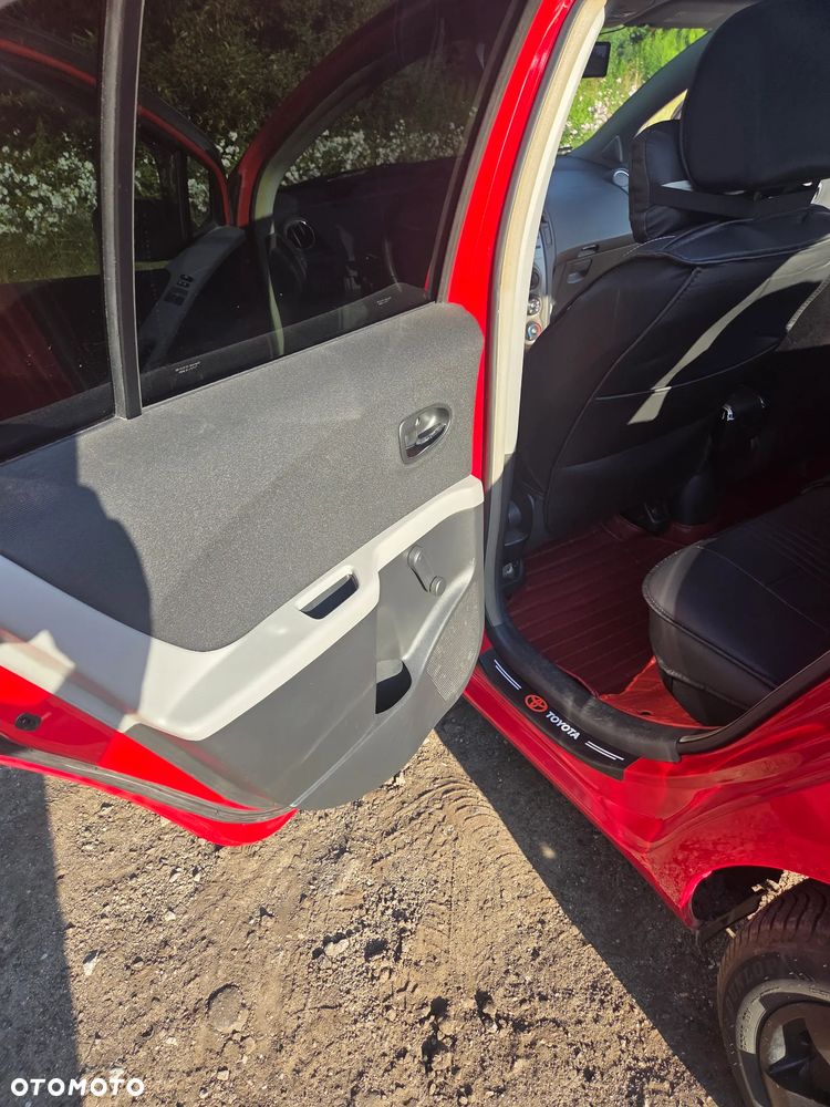 Toyota Yaris 1.33 Luna MS - 13