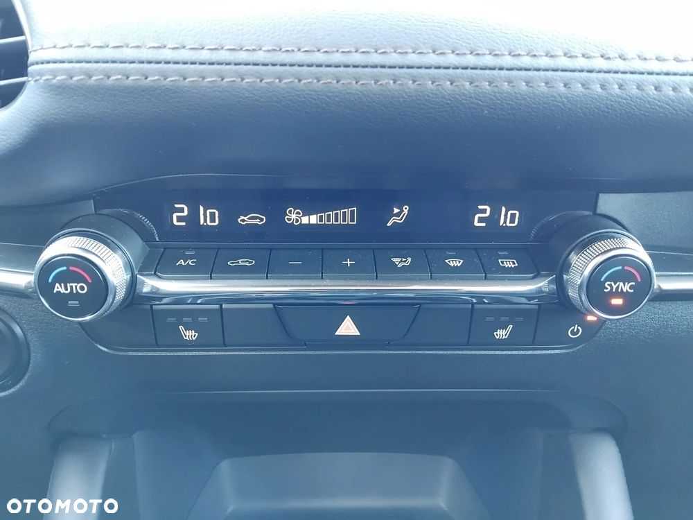 Mazda 3 2.0 mHEV Exclusive Line - 18